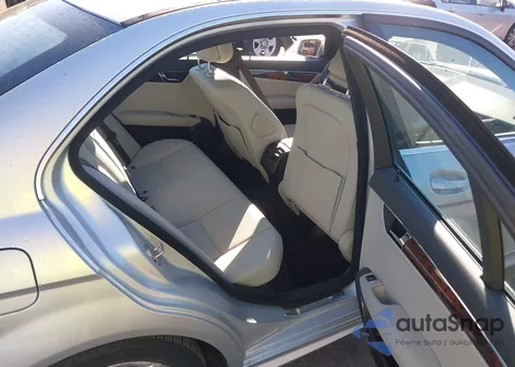 2010 Mercedes-Benz C 300 Luxury/Sport из США, поврежденный, VIN WDDGF5EB0AF442382